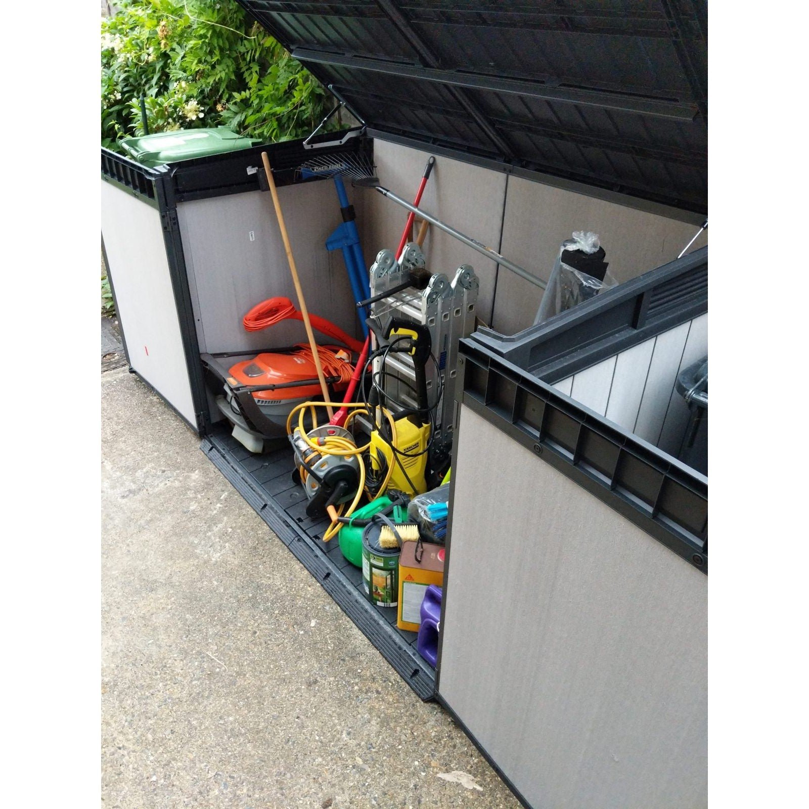 Keter 6 x 3 Oakland Grande Store Heavy Duty Plastic Shed – Grey - Image 4